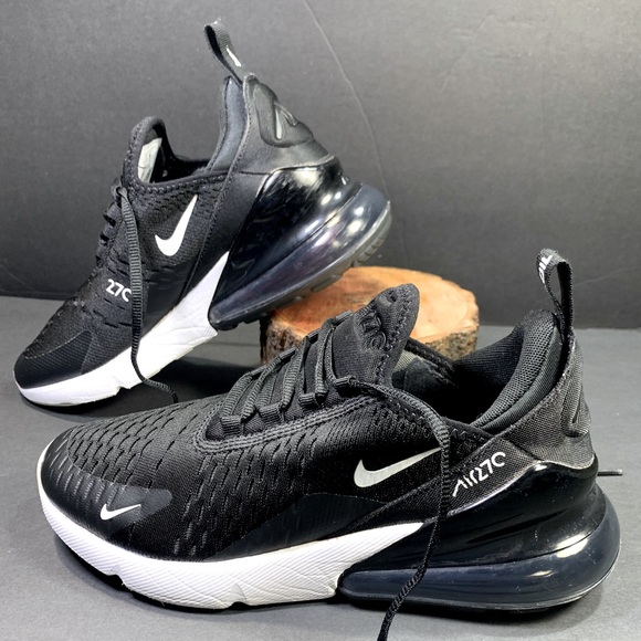 Nike Black and White Athletic Shoes - Picture 1 of 8